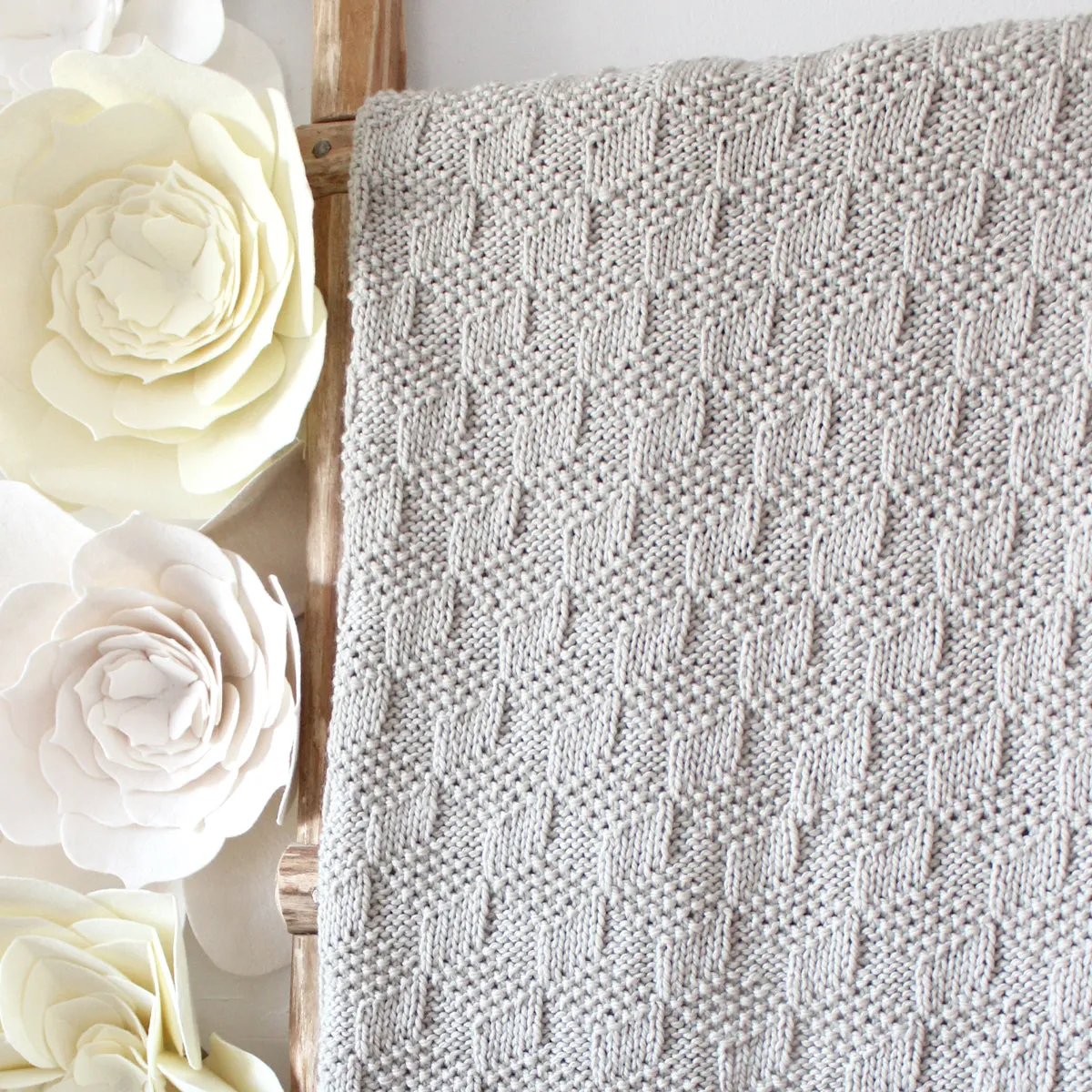 Easy Knitted Blanket in Tumbling Blocks Pattern - PDF Download