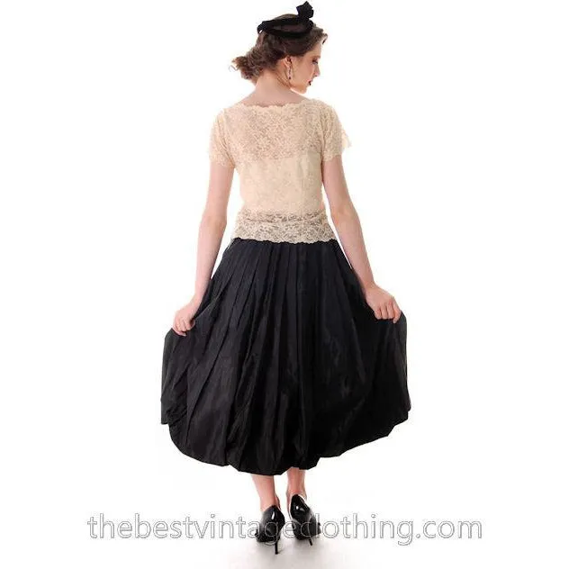 Vintage 1950s Black Pleated Taffeta Bubble Skirt Small 25 Waist