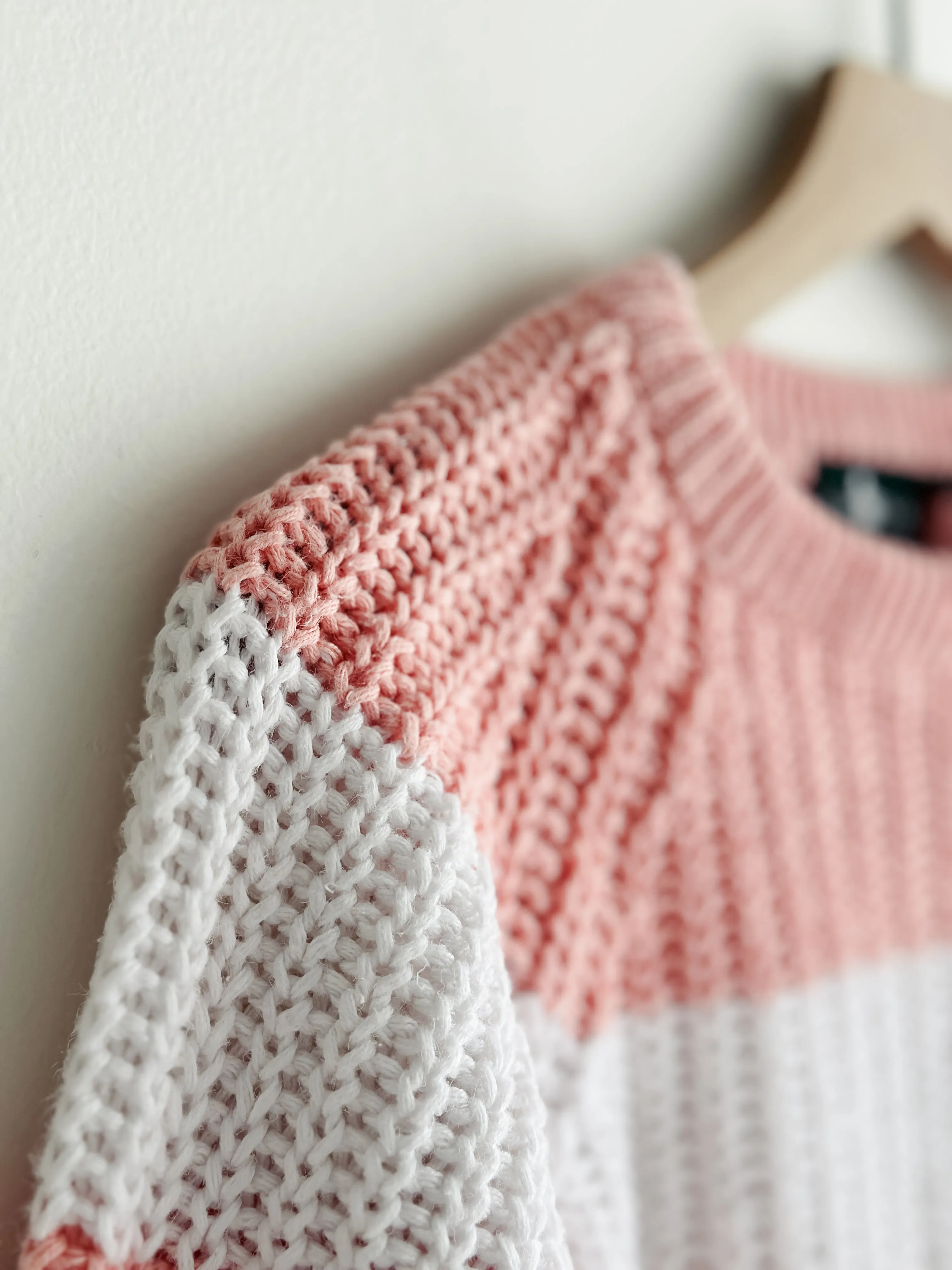 vintage salmon cotton sweater (S)